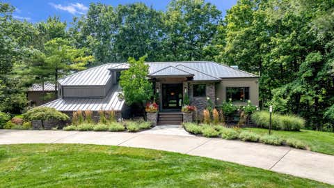 Photo of 4972 Red Bank Road, Galena, OH 43021 (MLS # 226030576)