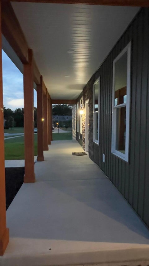 Tiny photo for 1564 Brooke Park Drive, Circleville, OH 43113 (MLS # 226031039)
