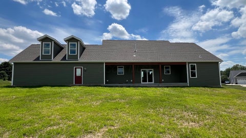 Tiny photo for 1564 Brooke Park Drive, Circleville, OH 43113 (MLS # 226031039)