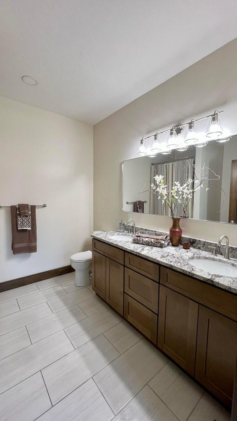 Tiny photo for 1564 Brooke Park Drive, Circleville, OH 43113 (MLS # 226031039)