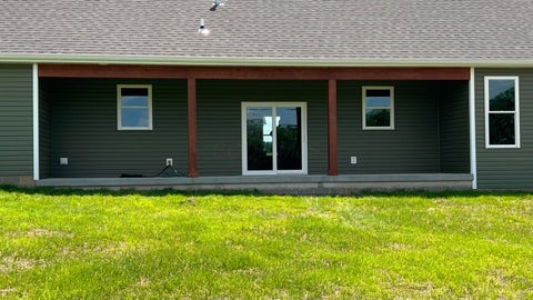 Tiny photo for 1564 Brooke Park Drive, Circleville, OH 43113 (MLS # 226031039)