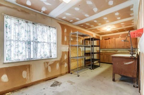 Tiny photo for 2715 Ione Court, Columbus, OH 43235 (MLS # 225039551)