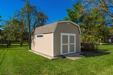Tiny photo for 2715 Ione Court, Columbus, OH 43235 (MLS # 225039551)