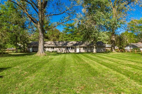 Tiny photo for 2715 Ione Court, Columbus, OH 43235 (MLS # 225039551)