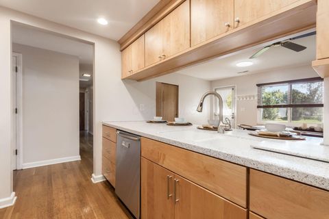 Tiny photo for 2715 Ione Court, Columbus, OH 43235 (MLS # 225039551)