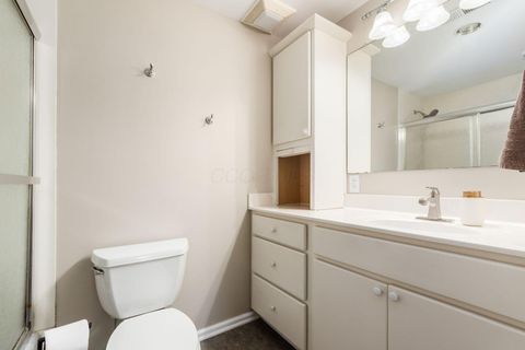 Tiny photo for 2715 Ione Court, Columbus, OH 43235 (MLS # 225039551)
