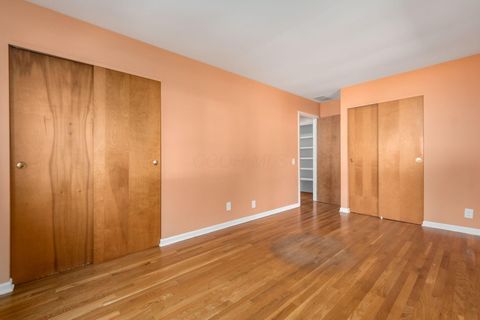 Tiny photo for 2715 Ione Court, Columbus, OH 43235 (MLS # 225039551)