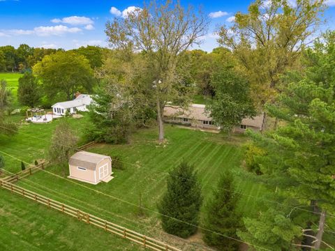 Tiny photo for 2715 Ione Court, Columbus, OH 43235 (MLS # 225039551)