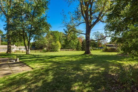Tiny photo for 2715 Ione Court, Columbus, OH 43235 (MLS # 225039551)