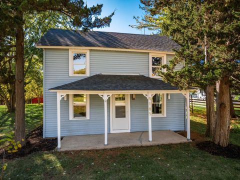Photo of 8165 Lucas Road, Plain City, OH 43064 (MLS # 225040138) Photo of 8165 Lucas Road, Plain City, OH 43064 (MLS # 225040138)