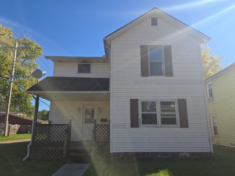 Photo of 274 Boyleston Avenue, Newark, OH 43055 (MLS # 225040582) Photo of 274 Boyleston Avenue, Newark, OH 43055 (MLS # 225040582)