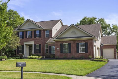 Photo of 4029 Hidden Hill Court, Powell, OH 43065 (MLS # 226026219)