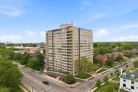 Condo For Sale - 1620 E Broad Street #1108<br/> Franklin County, Columbus, OH 43203