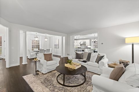 Tiny photo for 10 Pickett Place, New Albany, OH 43054 (MLS # 226000841)