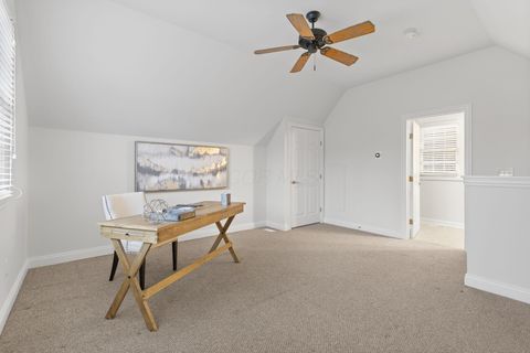 Tiny photo for 10 Pickett Place, New Albany, OH 43054 (MLS # 226000841)