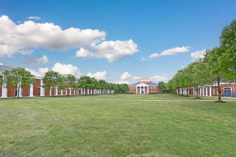 Tiny photo for 10 Pickett Place, New Albany, OH 43054 (MLS # 226000841)