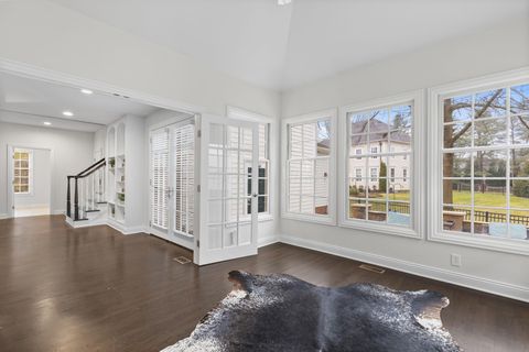 Tiny photo for 10 Pickett Place, New Albany, OH 43054 (MLS # 226000841)