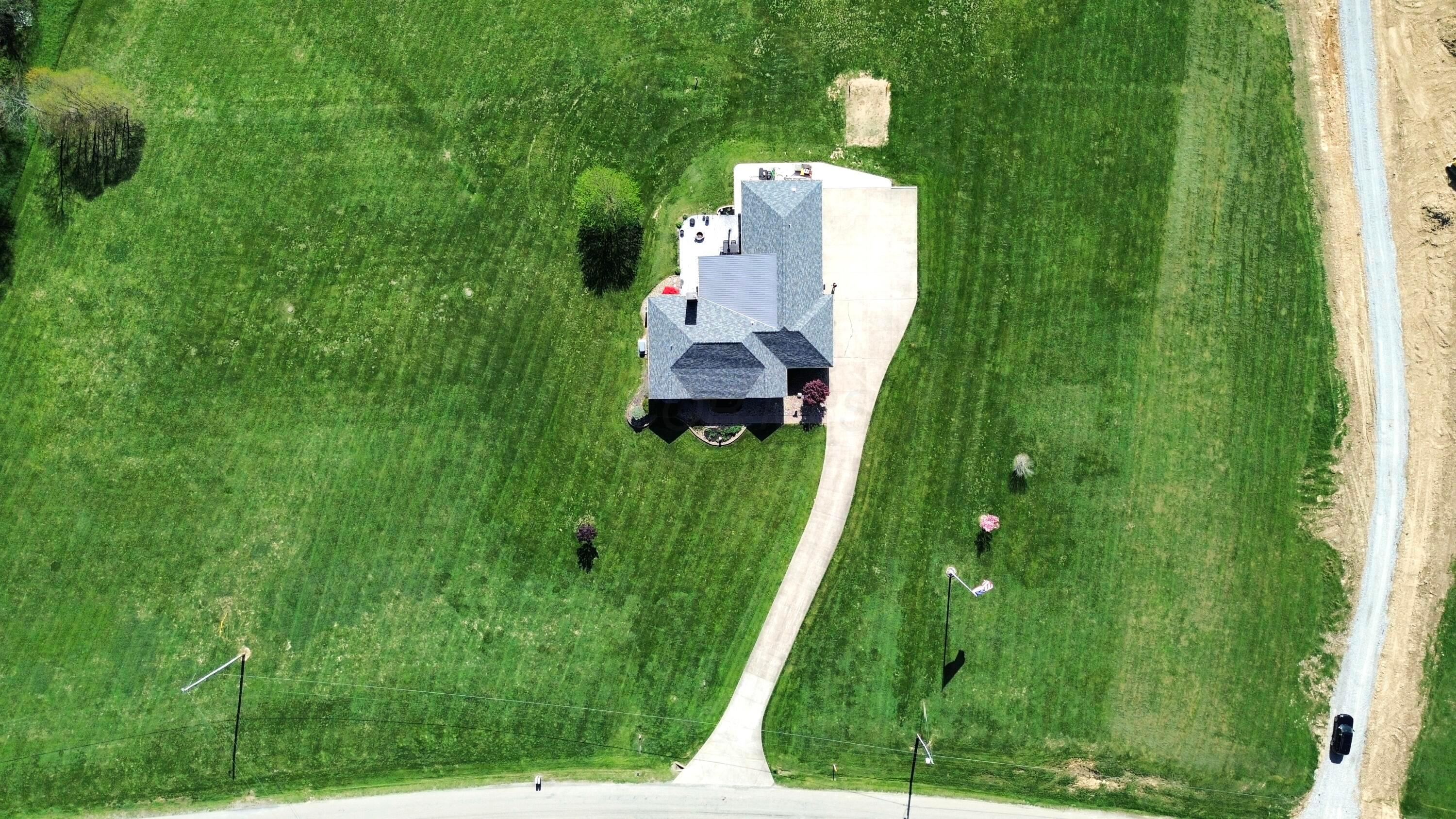 1305 Bald Hill Road, Zanesville, Ohio image 3