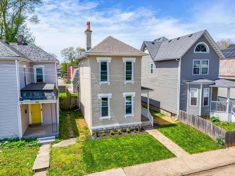 Photo of 61 Dakota Avenue, Columbus, OH 43222 (MLS # 225044678)