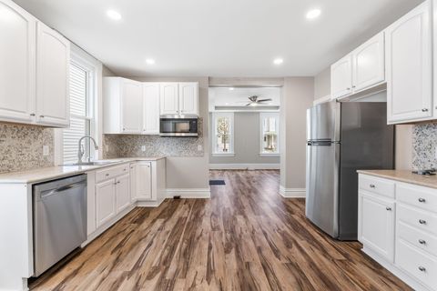 Tiny photo for 61 Dakota Avenue, Columbus, OH 43222 (MLS # 225044678)