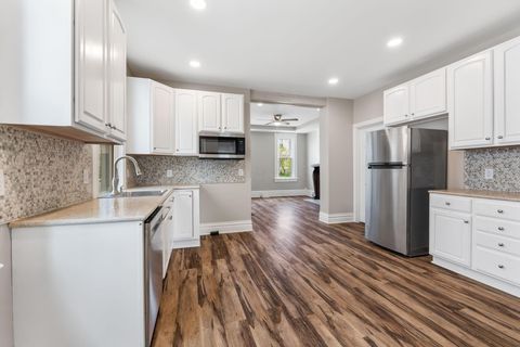 Tiny photo for 61 Dakota Avenue, Columbus, OH 43222 (MLS # 225044678)