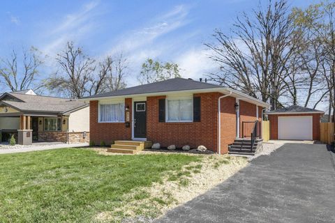Photo of 572 Westphal Avenue, Columbus, OH 43213 (MLS # 226011938)