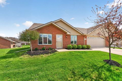 Photo of 891 Autumn Chase Lane, Marysville, OH 43040 (MLS # 226012785)