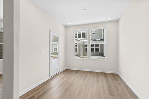 Tiny photo for 6528 Wheatly Road LOT 803 #LOT 803, New Albany, OH 43054 (MLS # 225037577)