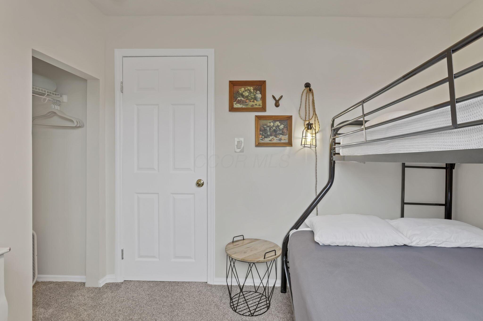 7487 E Main Street, Reynoldsburg, Ohio image 34