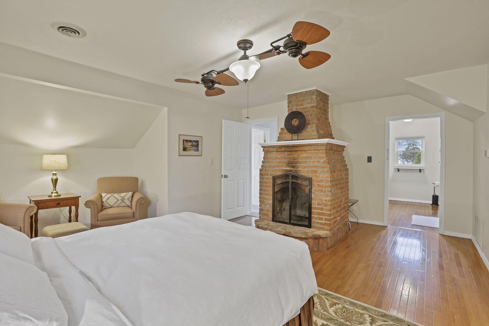 7487 E Main Street, Reynoldsburg, Ohio image 31