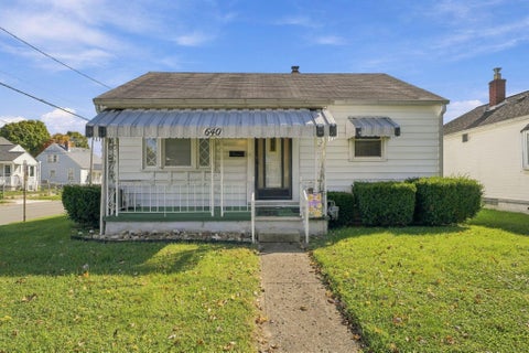 Photo of 640 N Roosevelt Avenue, Lancaster, OH 43130 (MLS # 226040468)