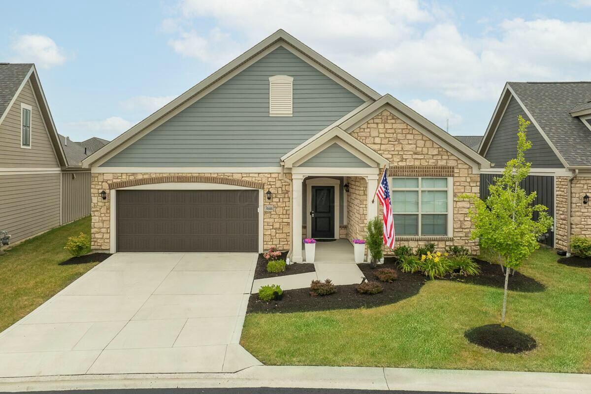 3644 Quarter Pole Lane, Grove City, Ohio image 1