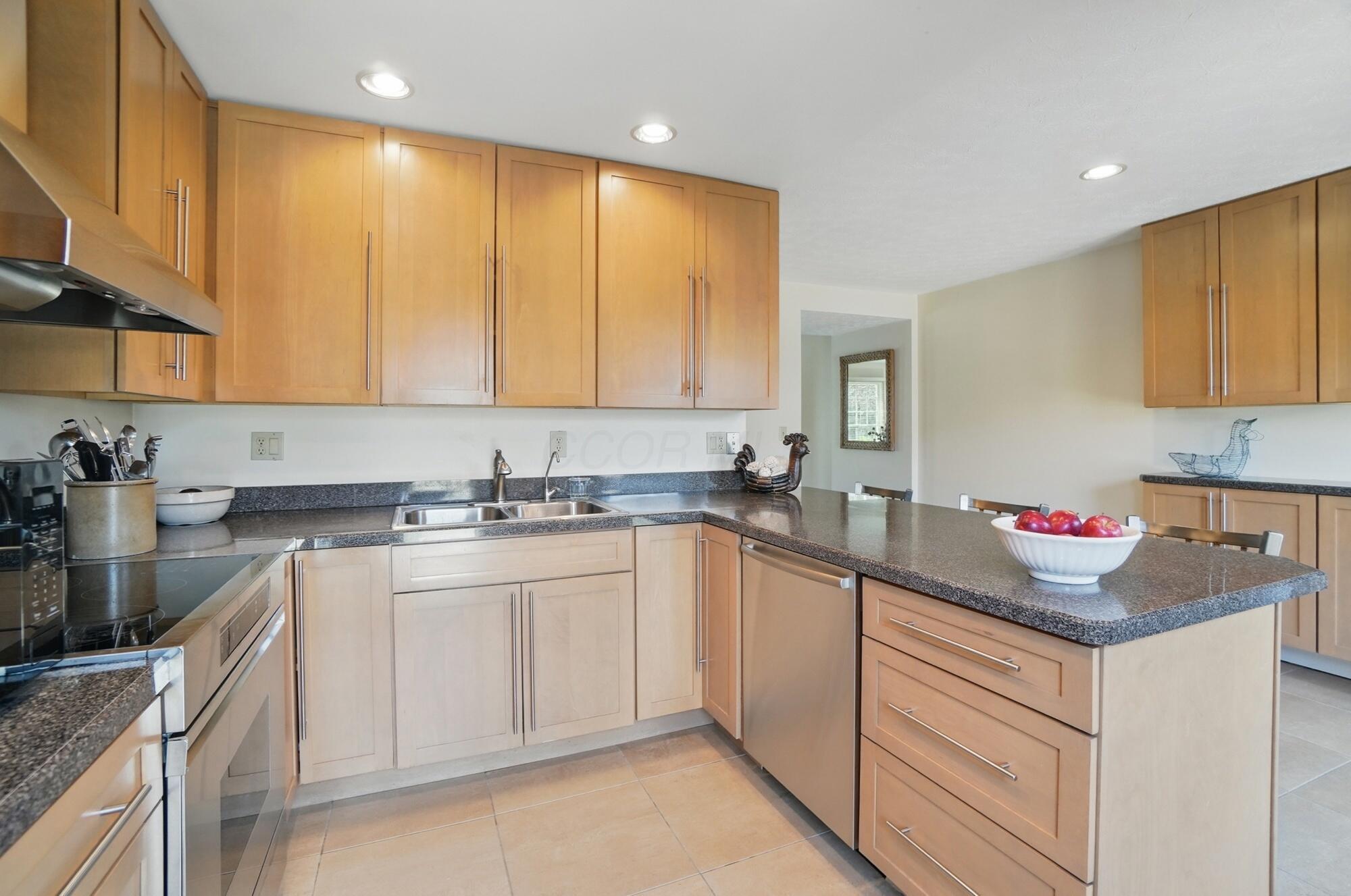 531 Clairbrook Avenue #JN-12, Columbus, Ohio image 14