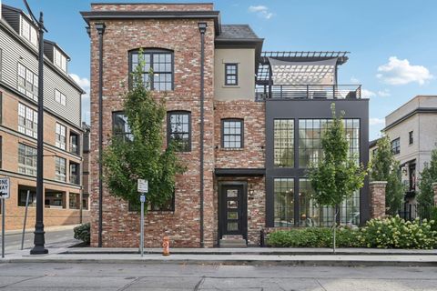 Photo of 100 Normandy Avenue TH79 #TH79, Columbus, OH 43215 (MLS # 226002205)