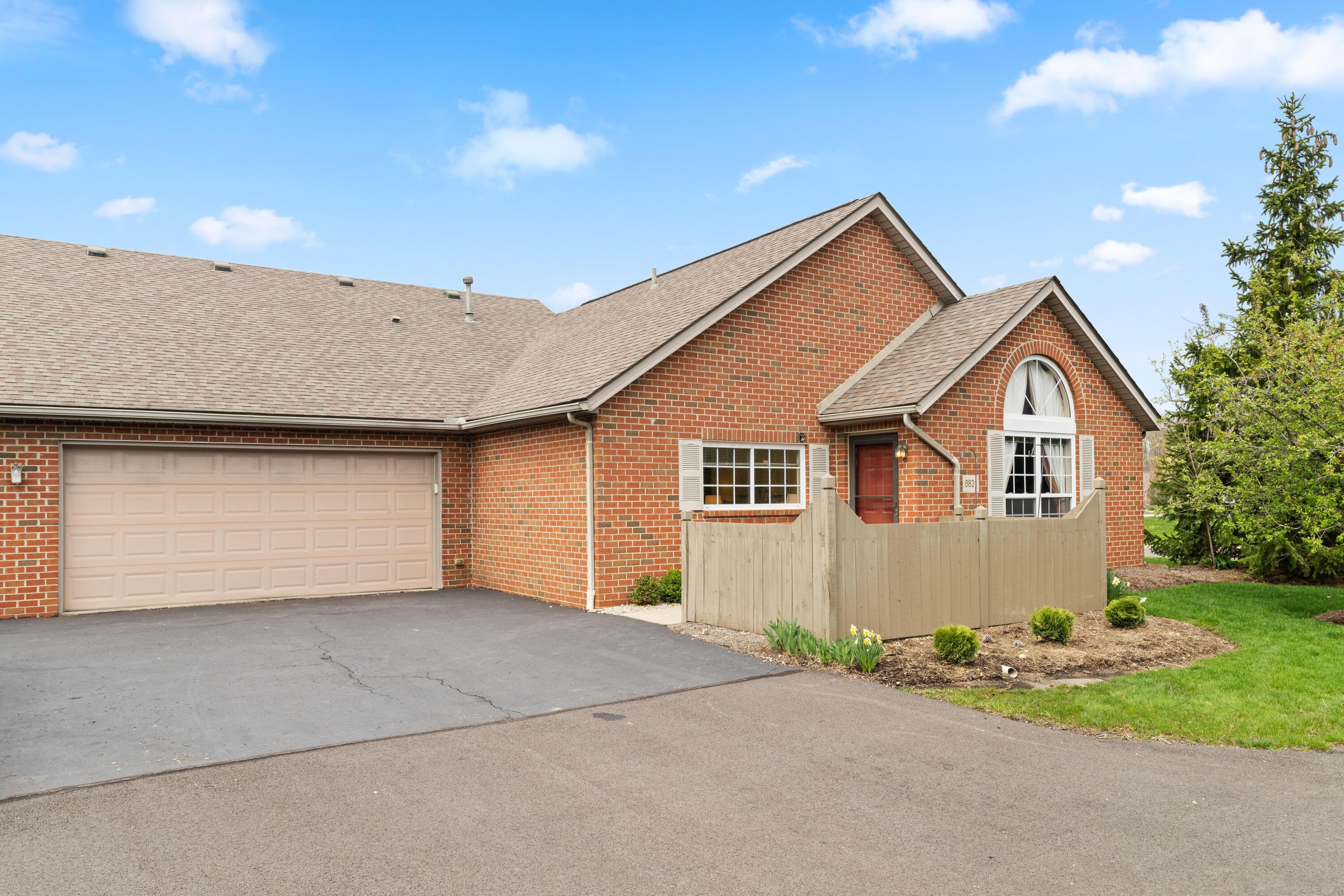6831 Ridge Rock Drive, New Albany, Ohio image 3