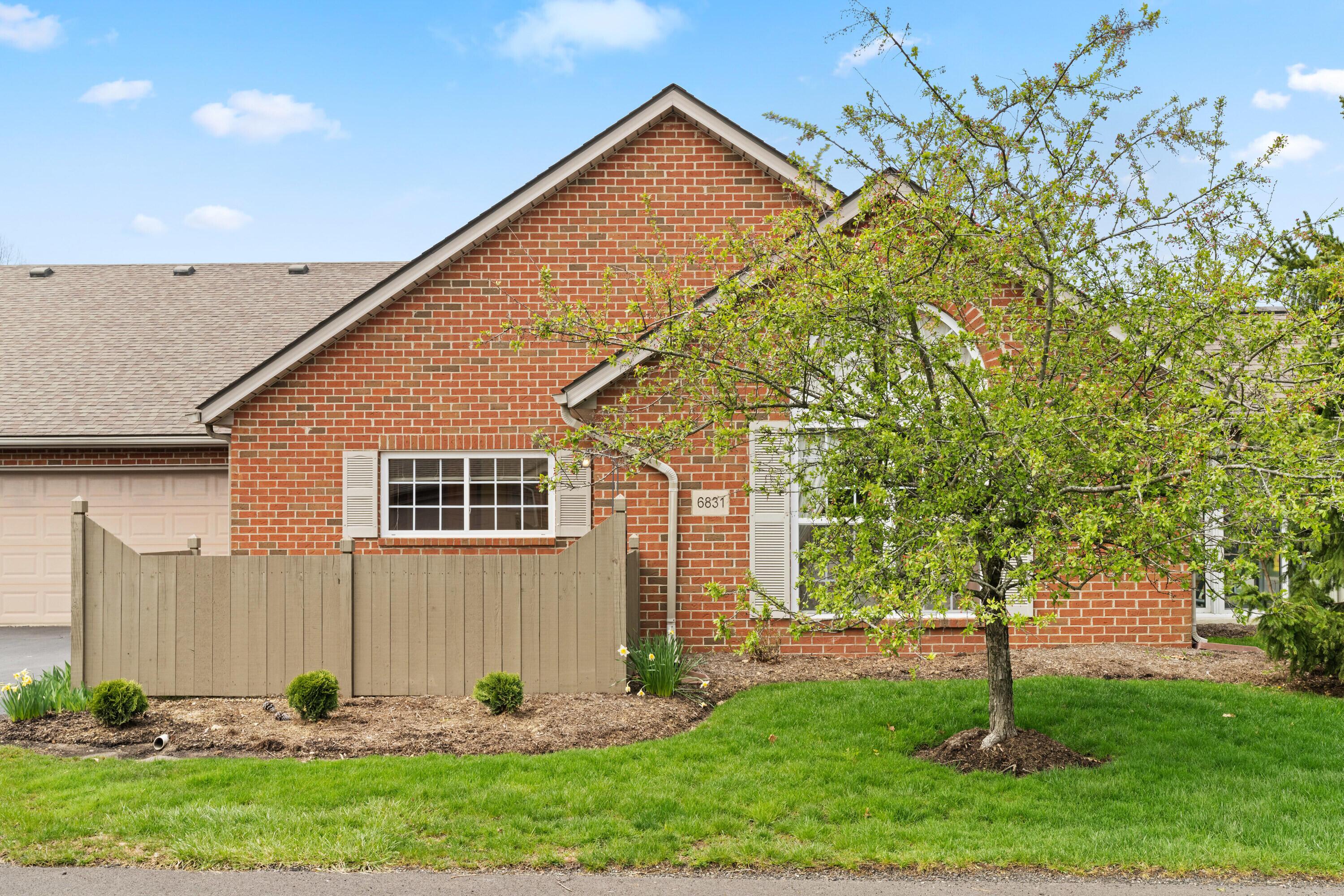 6831 Ridge Rock Drive, New Albany, Ohio image 2