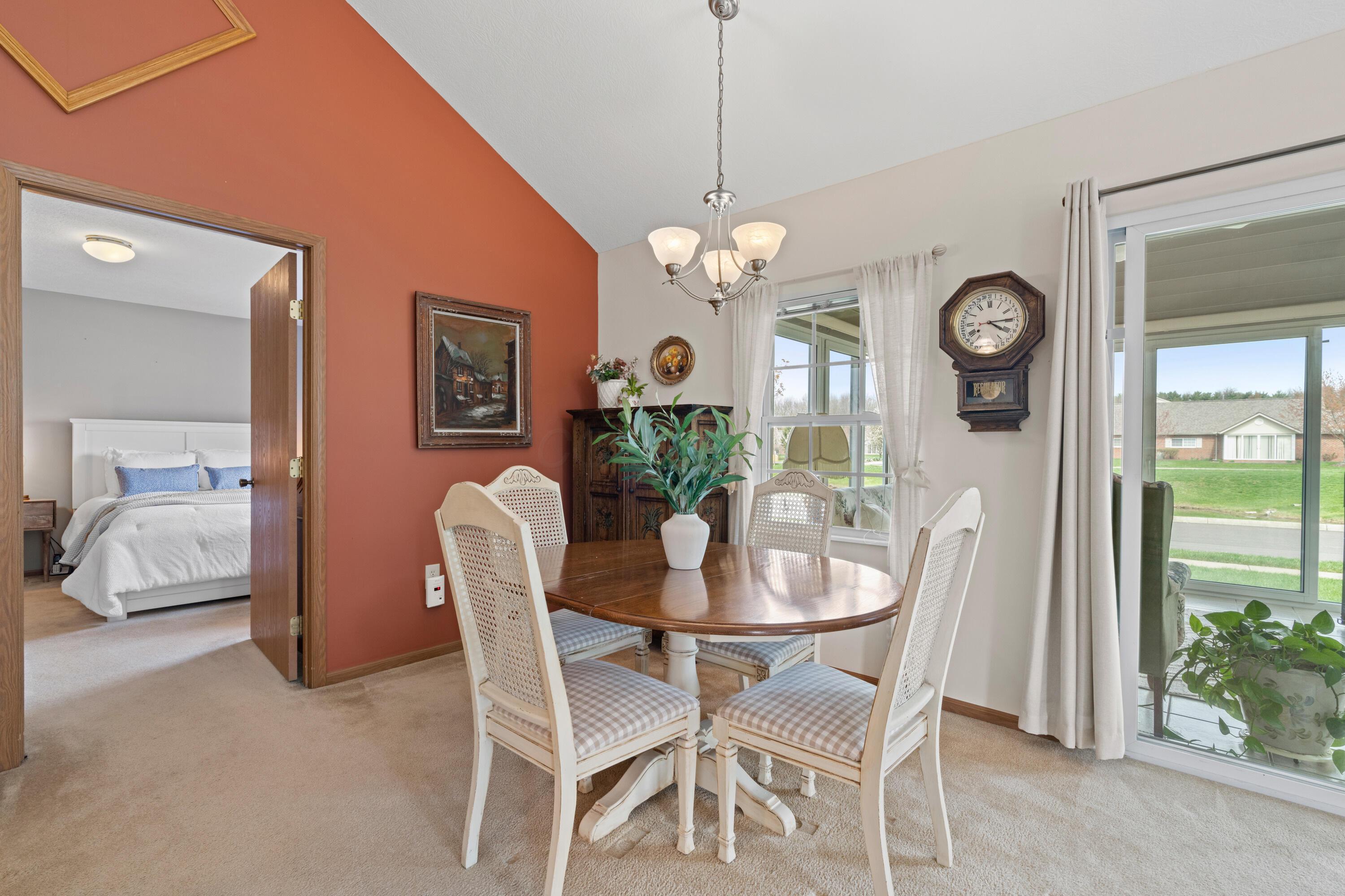 6831 Ridge Rock Drive, New Albany, Ohio image 13