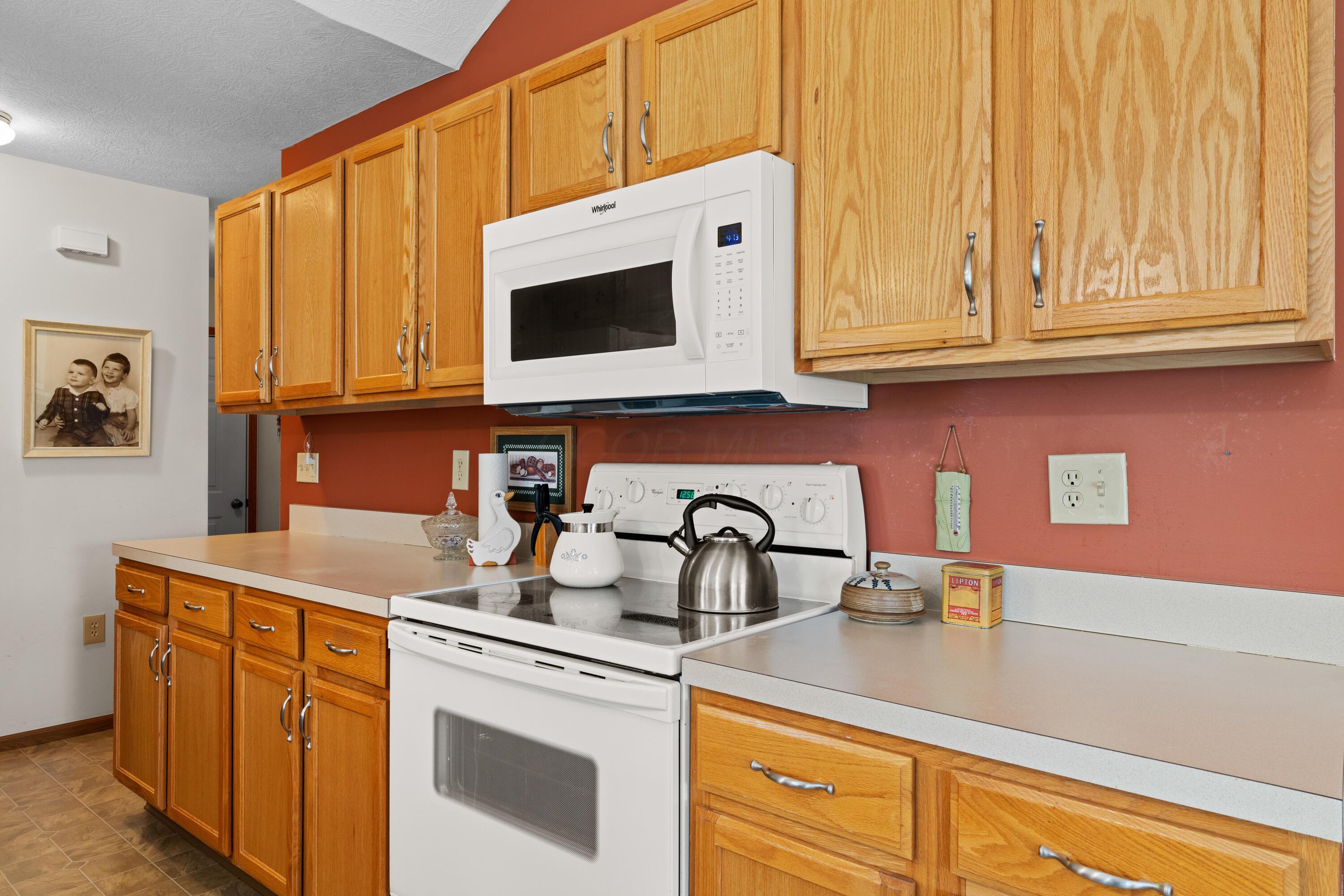 6831 Ridge Rock Drive, New Albany, Ohio image 10