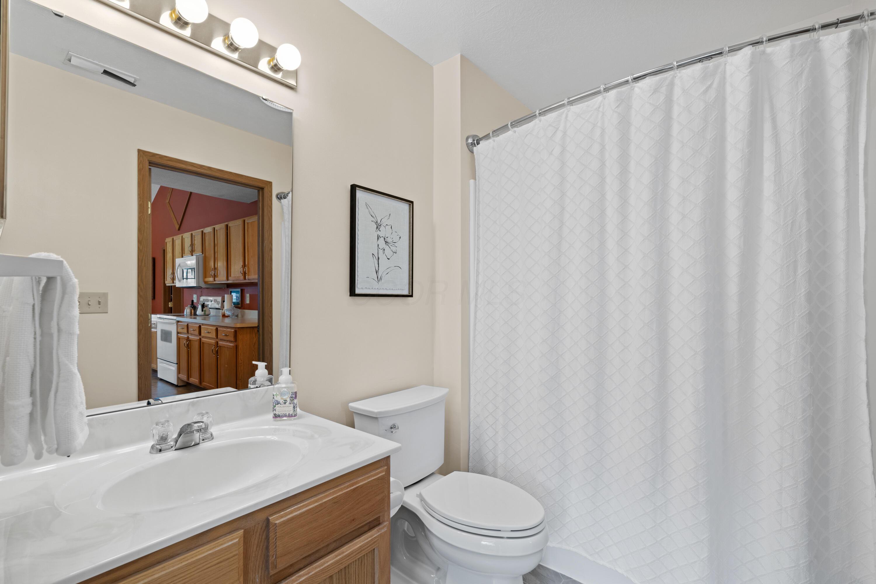 6831 Ridge Rock Drive, New Albany, Ohio image 23