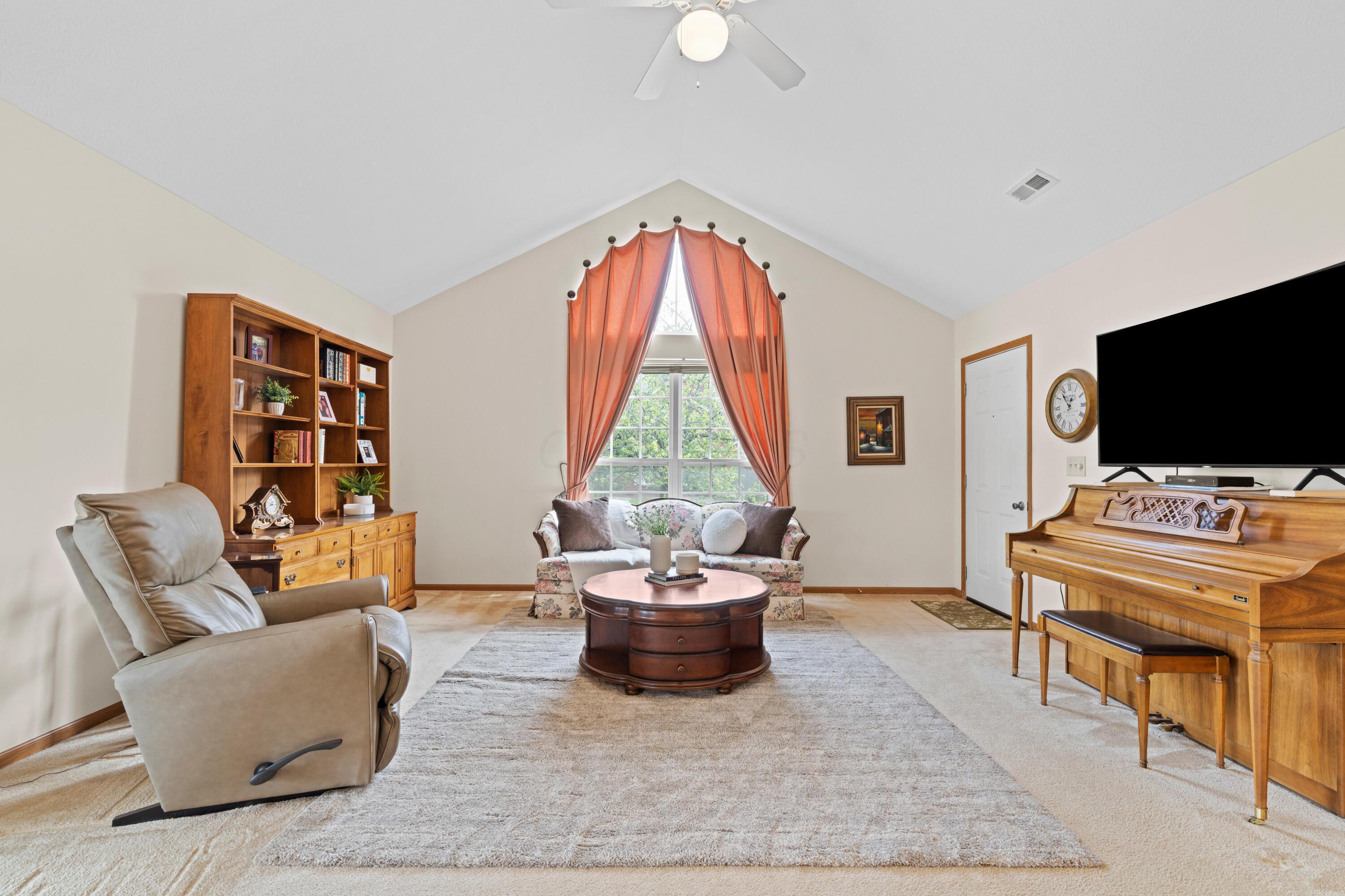 6831 Ridge Rock Drive, New Albany, Ohio image 6