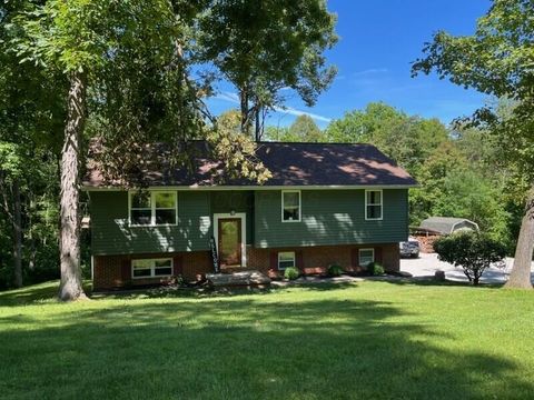 Photo of 31108 Mays Road, Logan, OH 43138 (MLS # 226004381)