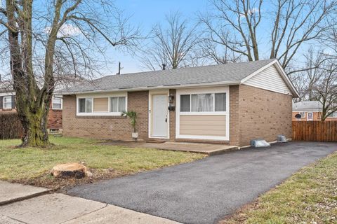 Photo of 1862 Argyle Drive, Columbus, OH 43219 (MLS # 226006168)