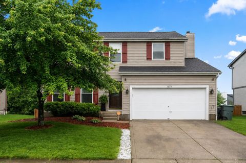 Photo of 7573 Harbour Town Drive, Pickerington, OH 43147 (MLS # 226017695)
