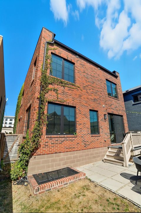 Tiny photo for 249 E Greenwood Avenue, Columbus, OH 43201 (MLS # 225037501)