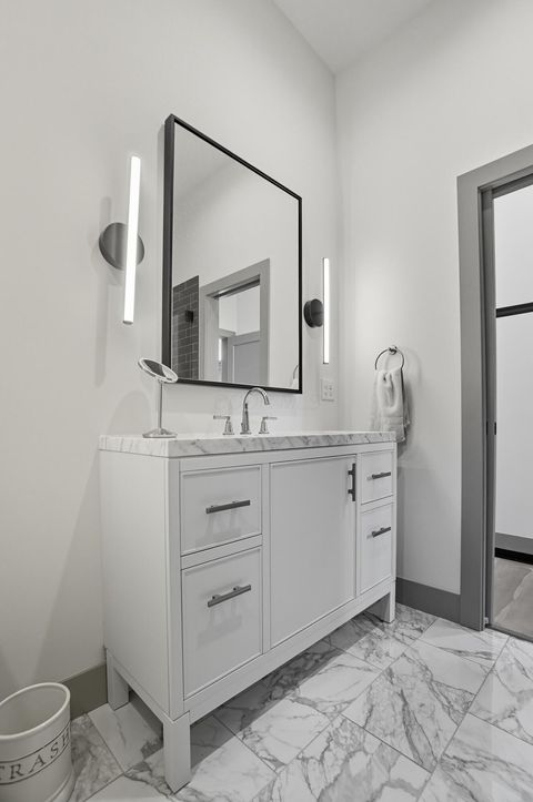 Tiny photo for 249 E Greenwood Avenue, Columbus, OH 43201 (MLS # 225037501)