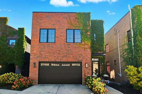 Tiny photo for 249 E Greenwood Avenue, Columbus, OH 43201 (MLS # 225037501)