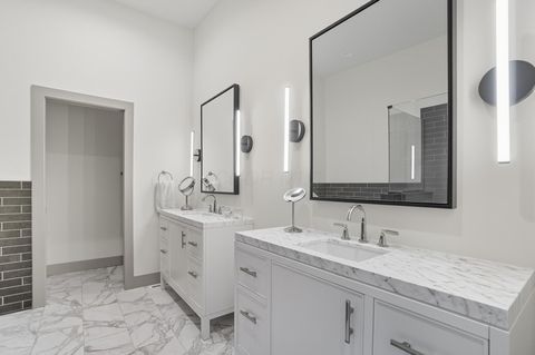 Tiny photo for 249 E Greenwood Avenue, Columbus, OH 43201 (MLS # 225037501)