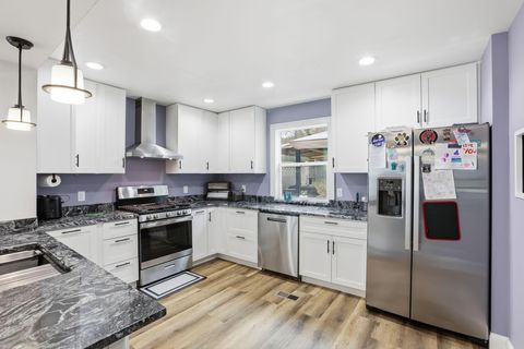 Homes For Sale - 849 Mohican Avenue<br/> Logan, OH 43138