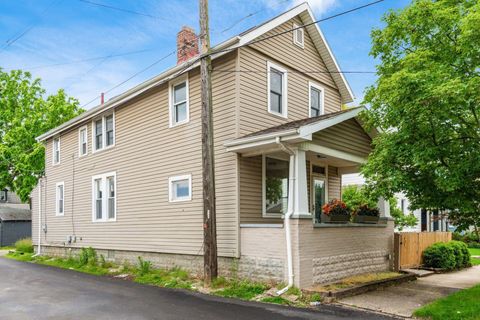 Photo of 479 Siebert Street, Columbus, OH 43206 (MLS # 226006998)