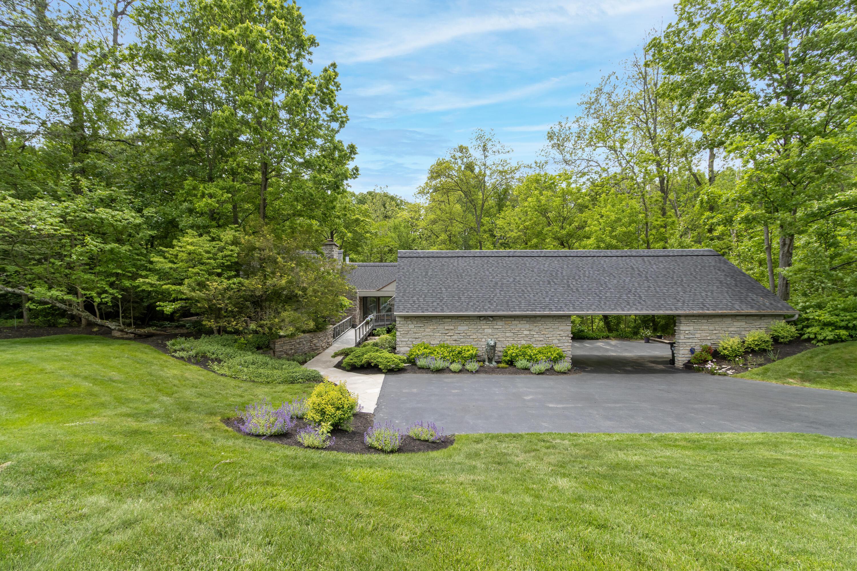 255 Partridge Bend, Powell, Ohio image 11